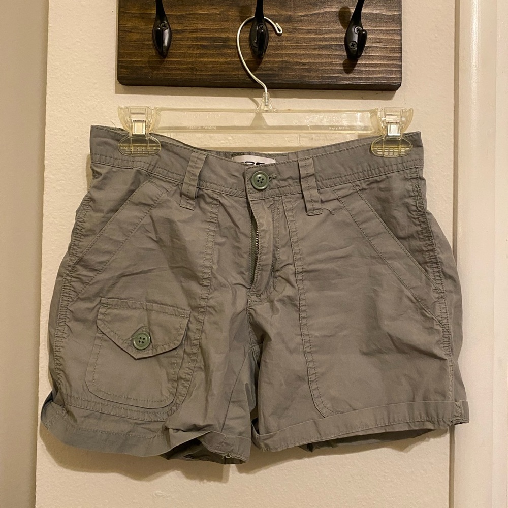 RSQ Green Buttoned Shorts